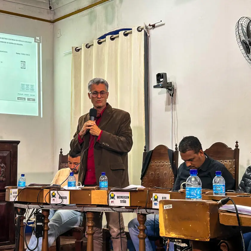 Vereador Kuruzu comenta manifestação por moradia em Ouro Preto