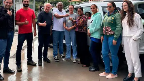 Vereador entrega veículo para o Posto de Saúde da Serra do Siqueira