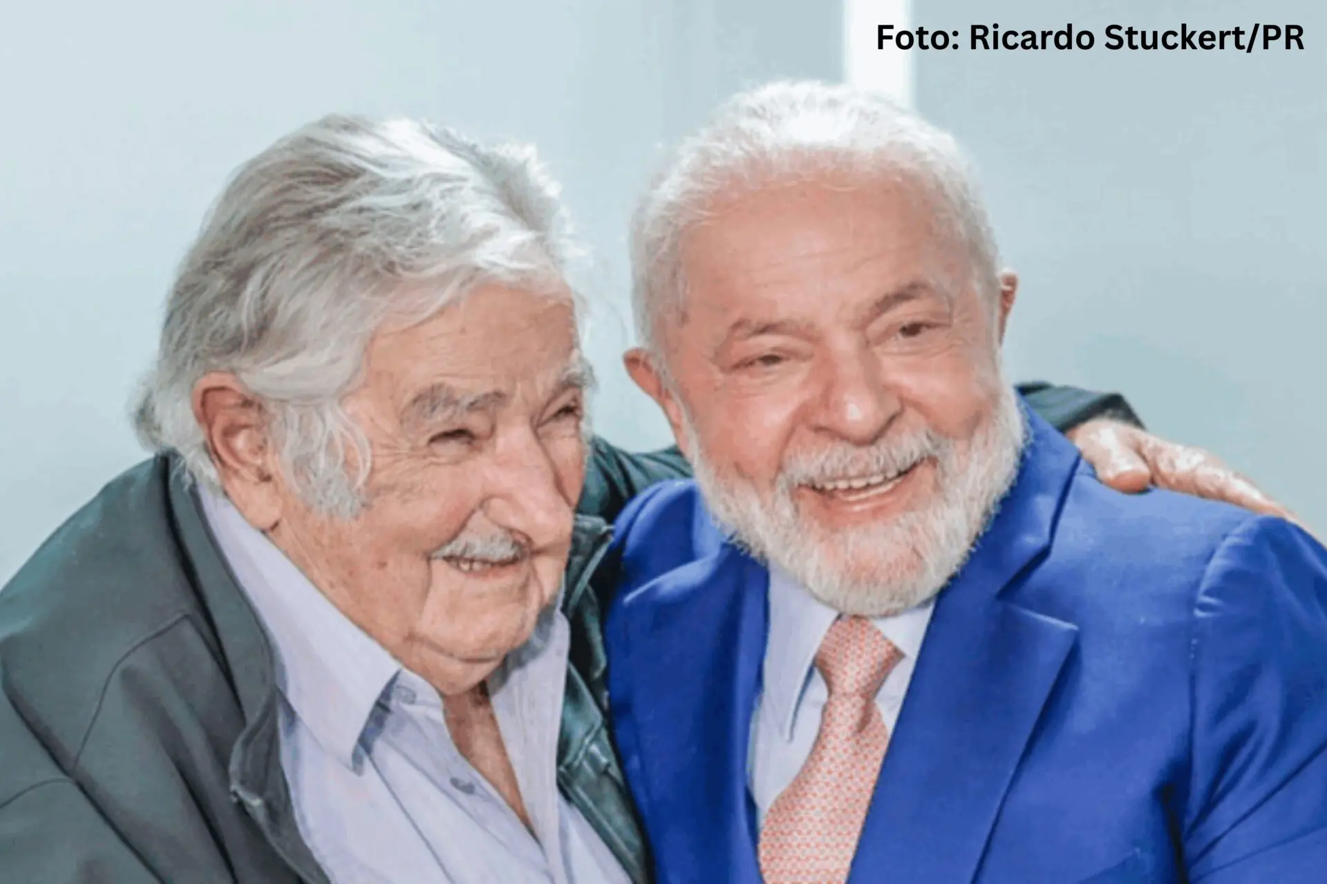 Velório de Mujica adia visita do presidente Lula a Mariana