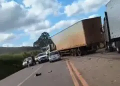 Grave acidente deixa duas pessoas feridas na BR-040, entre Nova Lima e BH