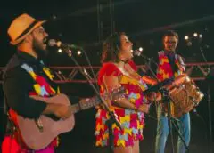 Músicos formados pela UFOP lançam música inédita, com clipe gravado na Festa do Pastel de Angu