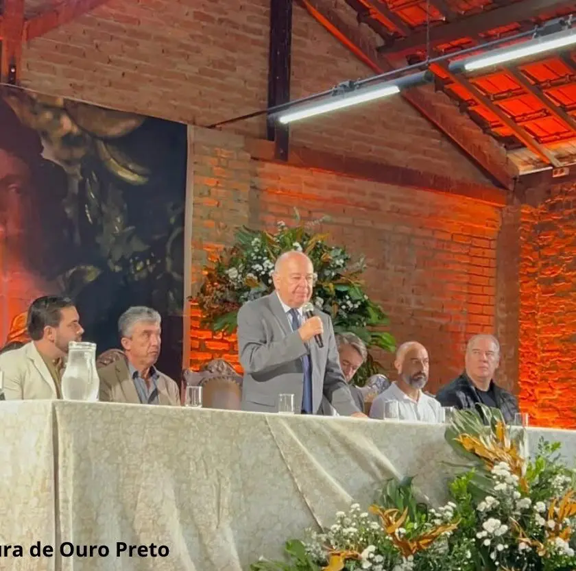 Prefeito de Ouro Preto lidera importante encontro das Cidades Históricas em São João del-Rei