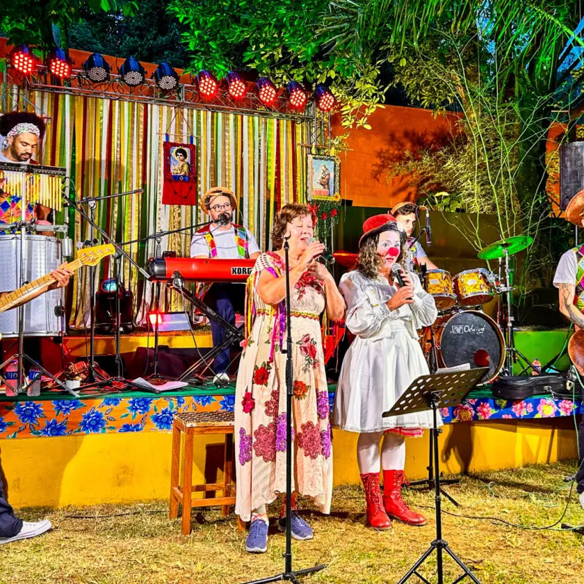 Sabadinho na Passagem celebra 1 ano com arte e economia criativa em Mariana