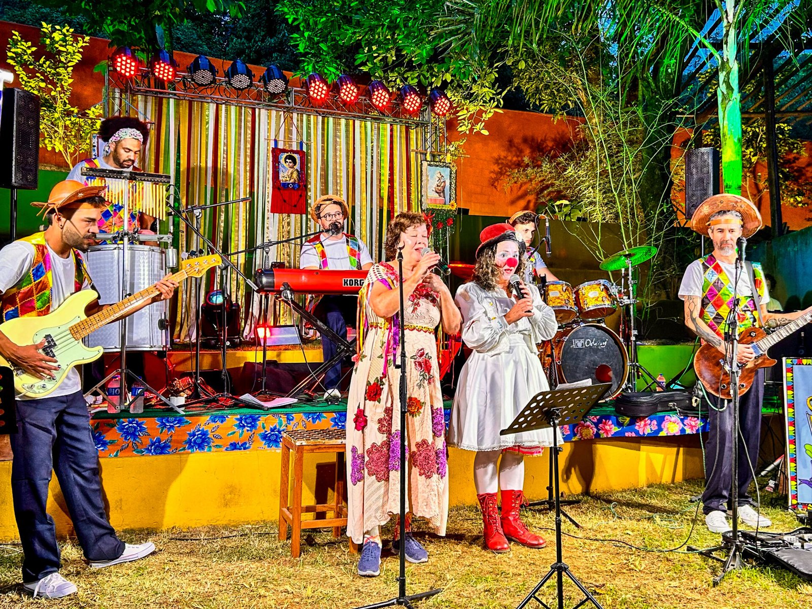 Sabadinho na Passagem celebra 1 ano com arte e economia criativa em Mariana