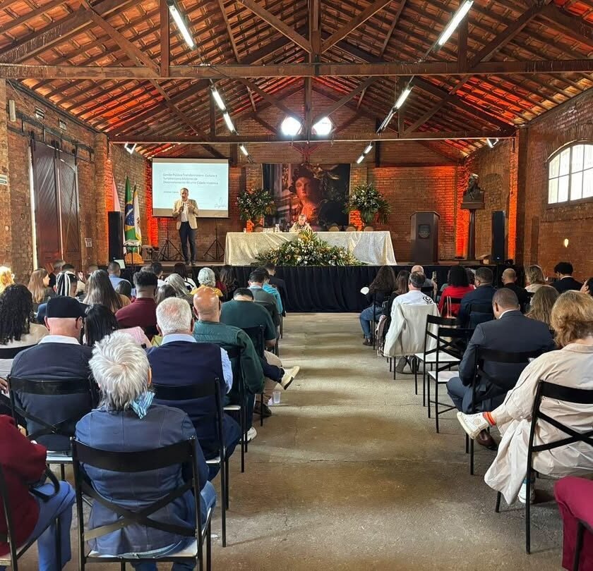Prefeito de Ouro Preto lidera importante encontro das Cidades Históricas em São João del-Rei