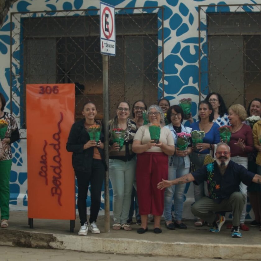 Workshop “Entre Couros e Linhas” valoriza tradição e criatividade em Barra Longa