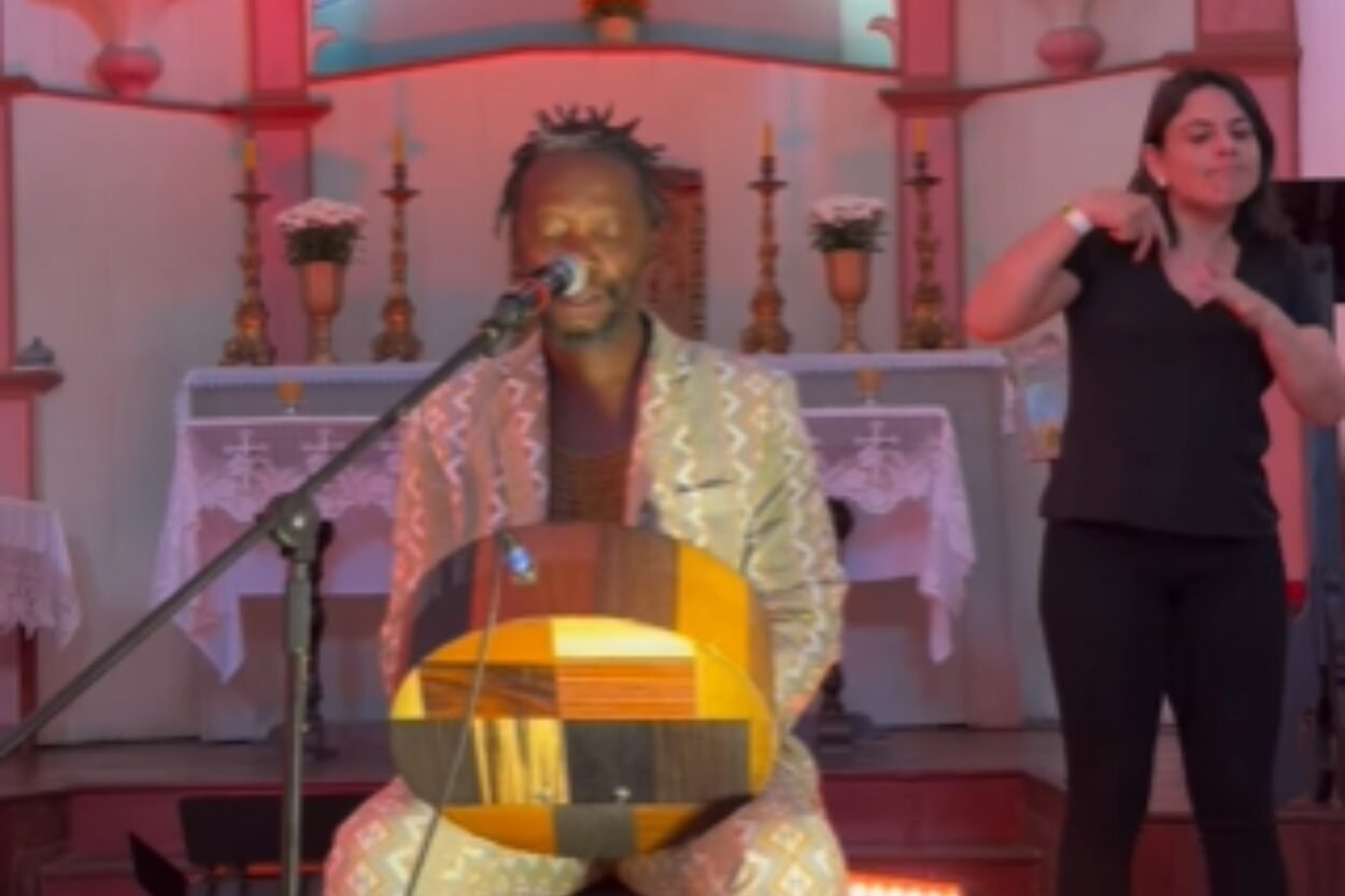 Sérgio Pererê publica nota de repúdio à página que alegou ‘profanação’ em seu show em Ouro Preto