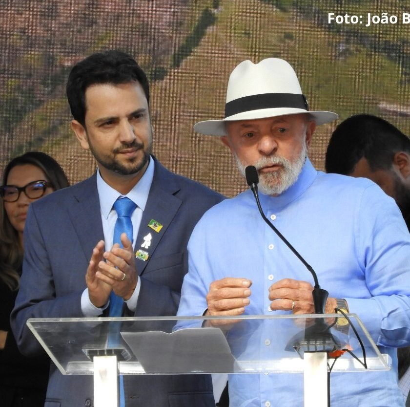 Lula defende Juliano Duarte de vaias em Mariana