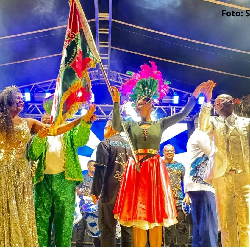Beija Flor no aniversário da Acadêmicos do São Cristóvão, atual bicampeã do carnaval de Ouro Preto