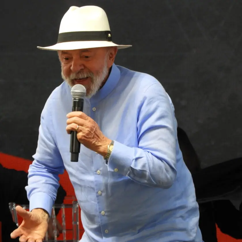 Lula propõe 2 de julho como novo feriado nacional
