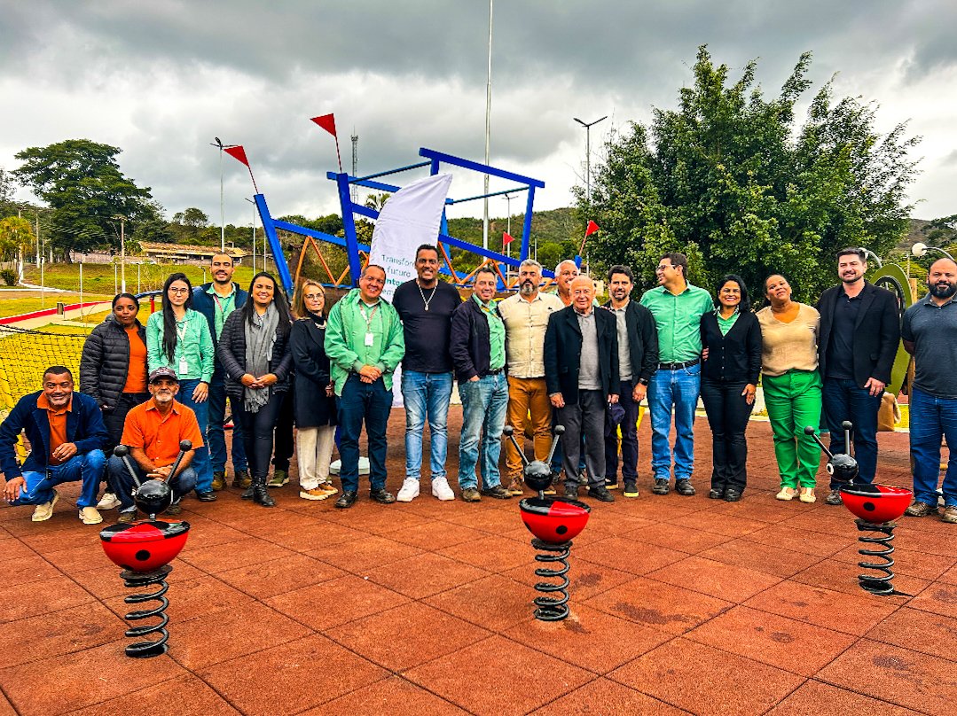 Comunidade de Antônio Pereira recebe primeira fase da nova praça da Vila Residencial