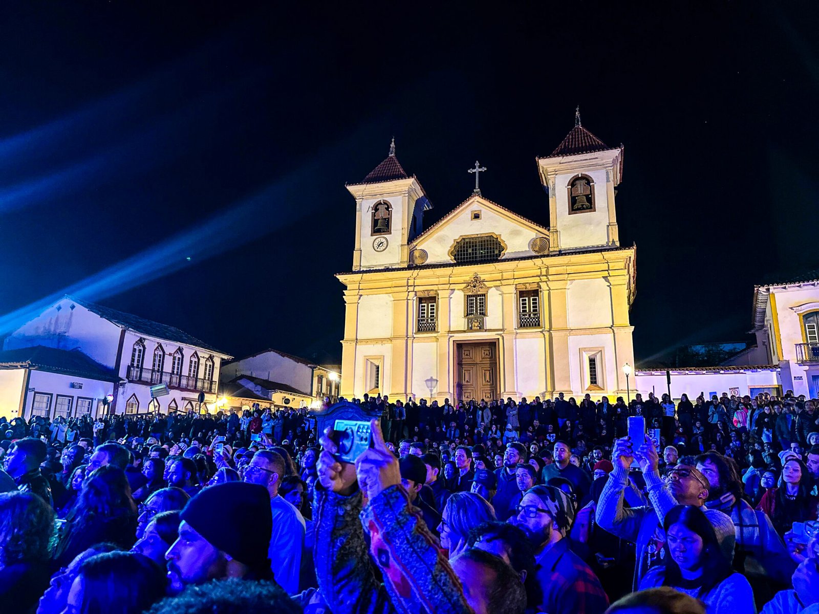 Orquestra Ouro Preto encerra Dia de Minas em Mariana com "Lendas do Rock"
