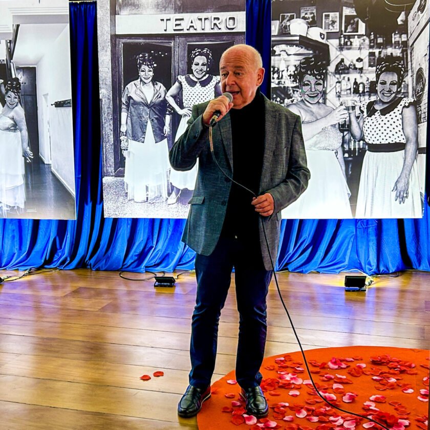 Começa o Tudo é Jazz com show e homenagem a "Ella Dolores"