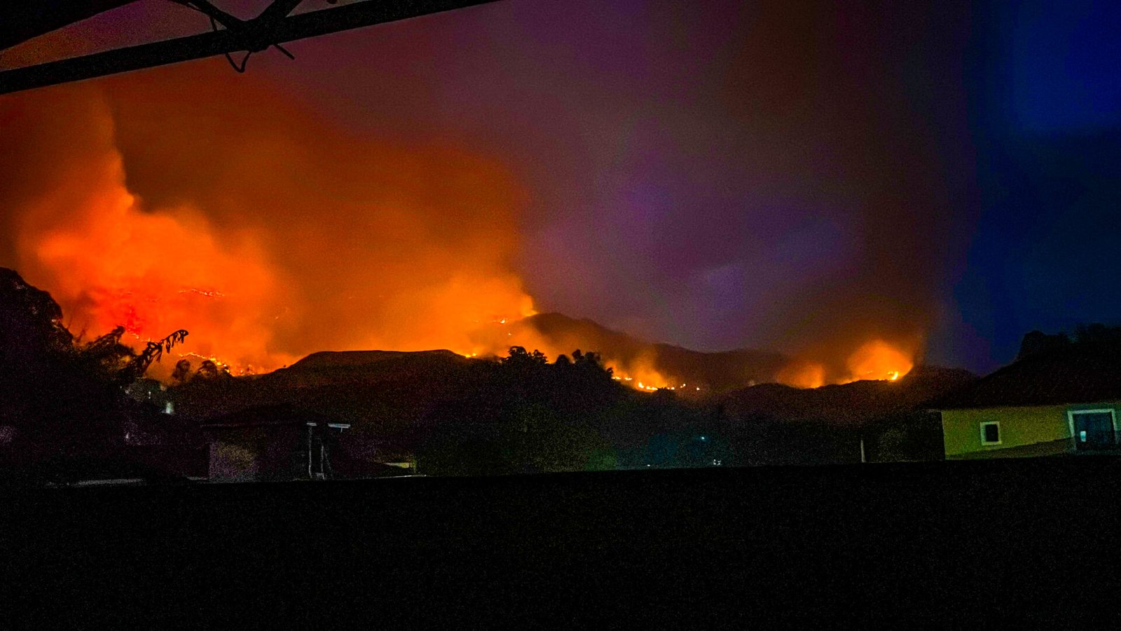 Suspeitos de provocar incêndio florestal em Mariana são presos