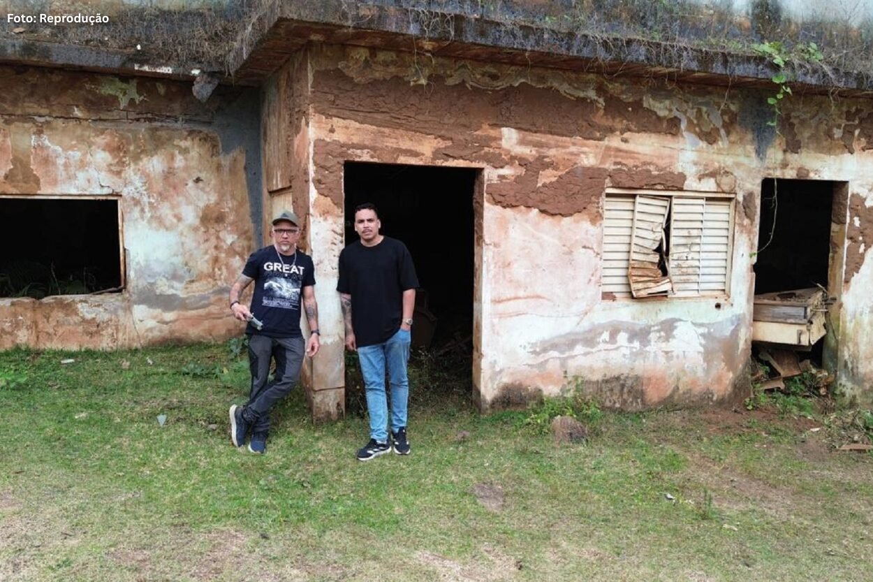 Professor percorre trajeto do rompimento da barragem de Mariana