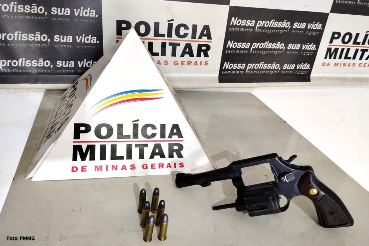 Mulher é presa armada após ameaçar funcionário em escola de Mariana