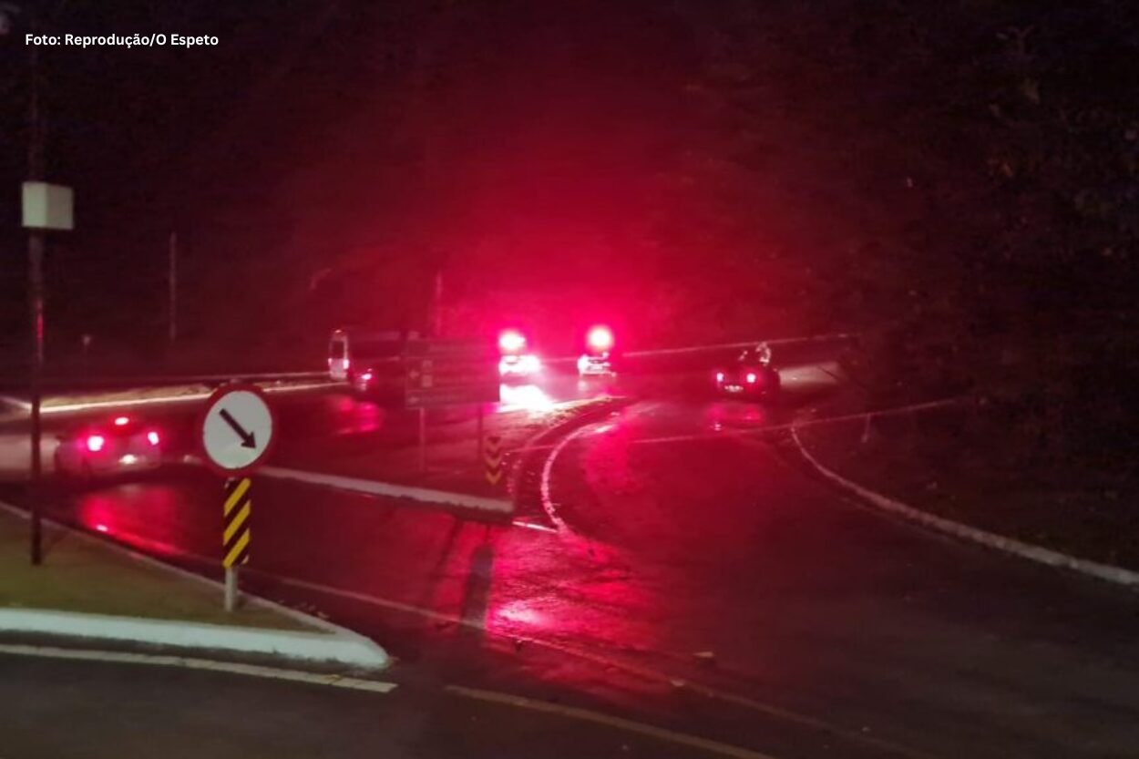 BR-356 entre Ouro Preto e Mariana é interditada por incêndio