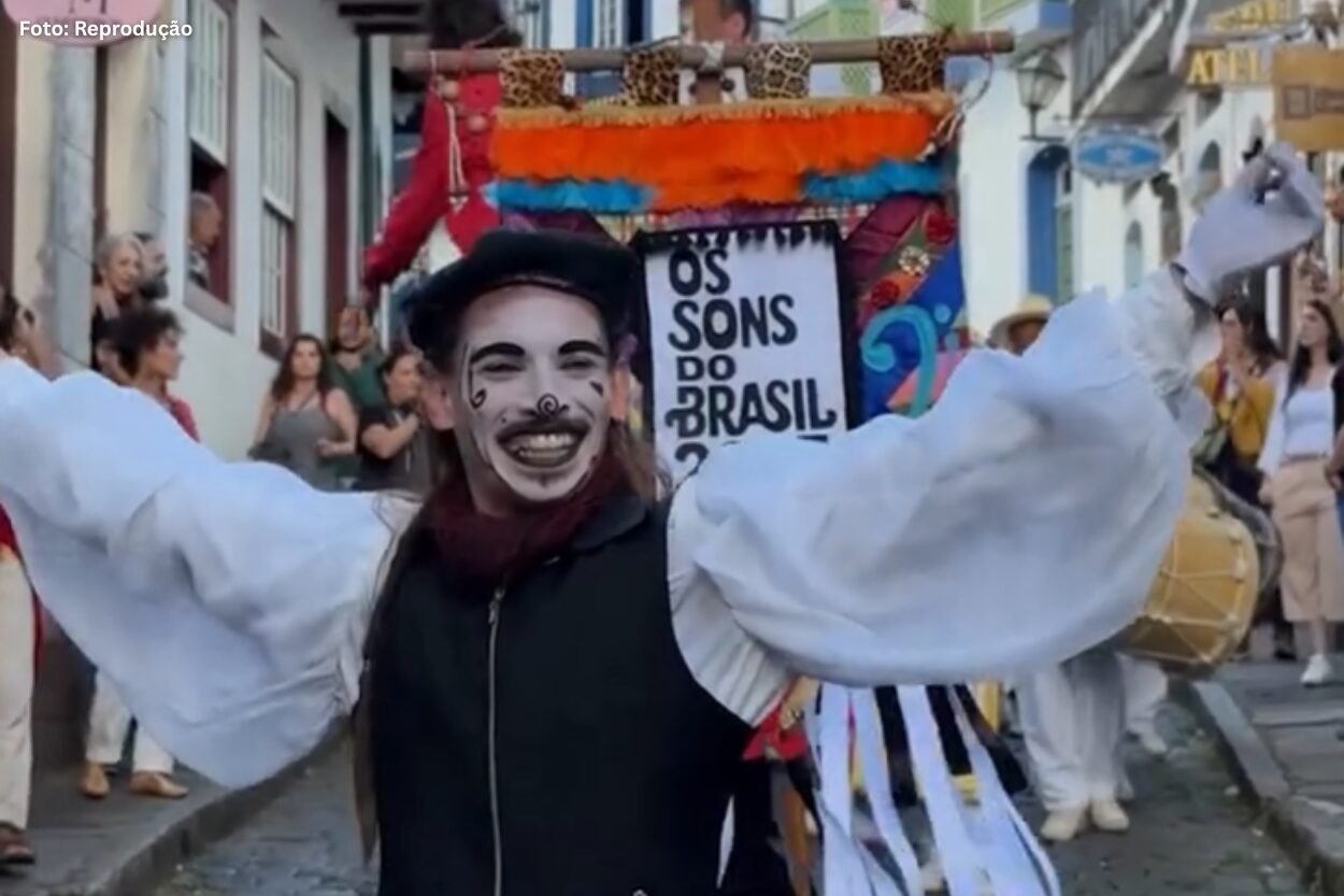 Trupe Sons do Brasil leva espetáculo infantil a cidades históricas