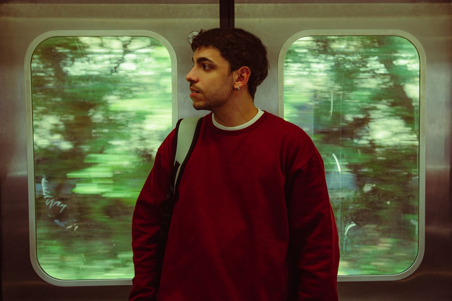 Itabiritense lança “Veludo”, disco em homenagem à avó, com show em Acuruí