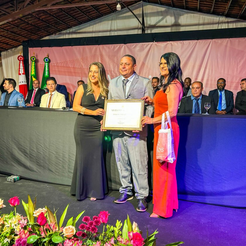 Solenidade "Méritos" celebra cidadãos que contribuem para o crescimento de Mariana