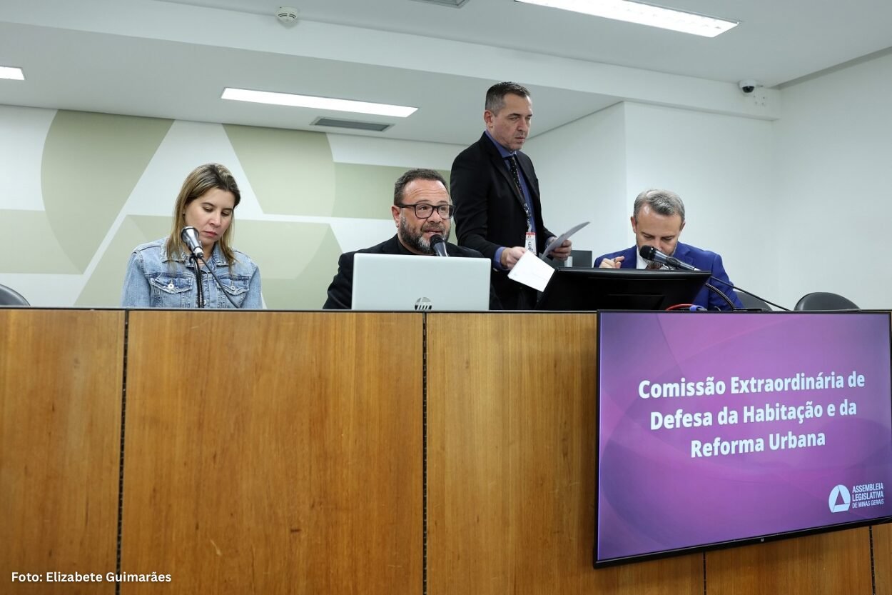 ALMG discute risco de despejo para 11 mil pessoas em Mariana