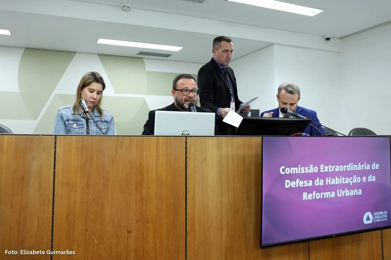 ALMG discute risco de despejo para 11 mil pessoas em Mariana