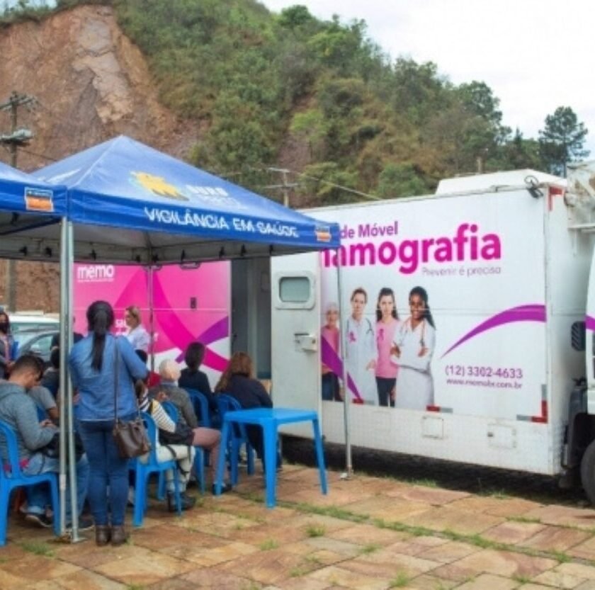 Caminhão da mamografia chega a Ouro Preto e amplia prevenção ao câncer de mama