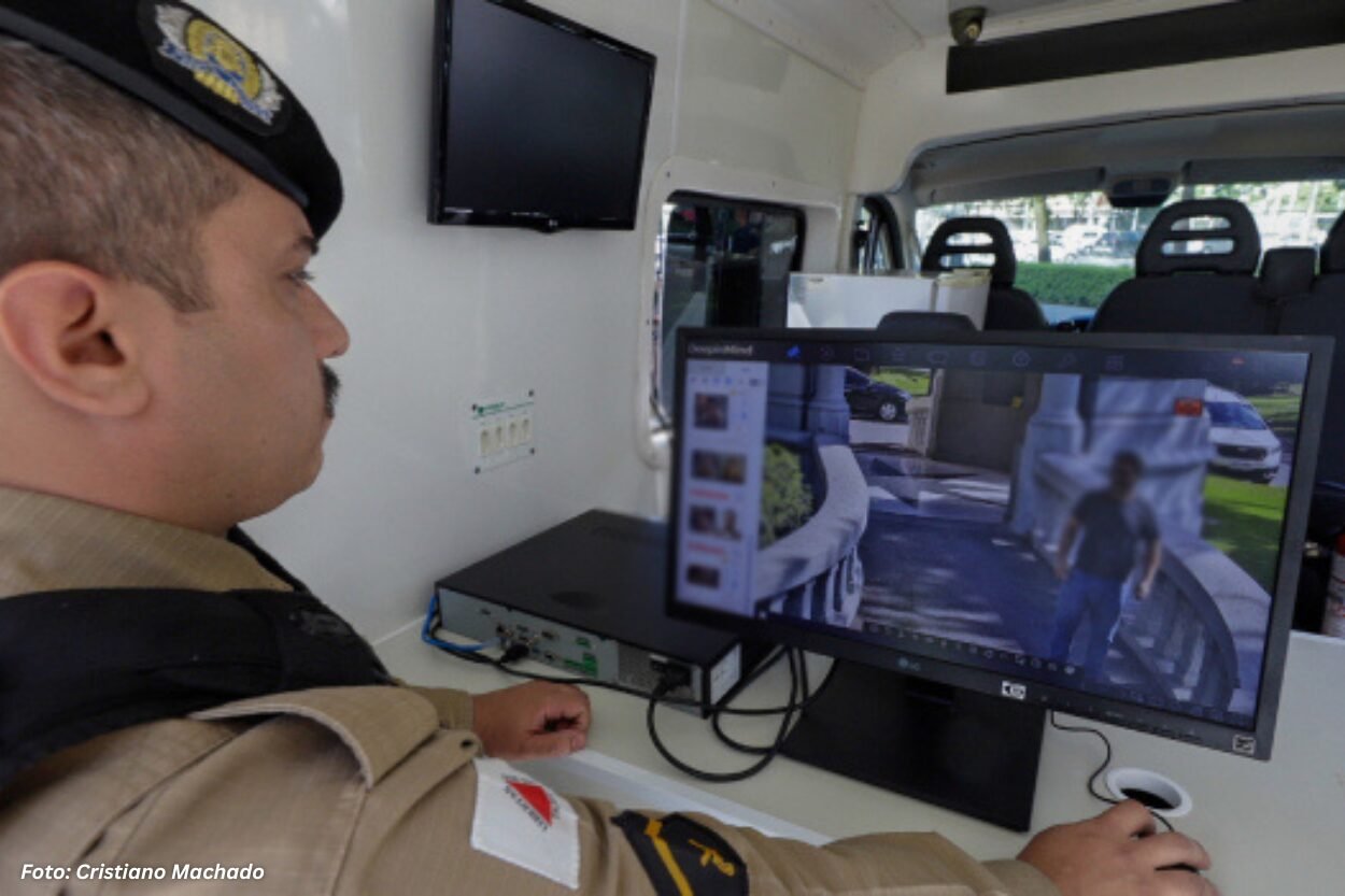 PM prende mil foragidos com uso de reconhecimento facial