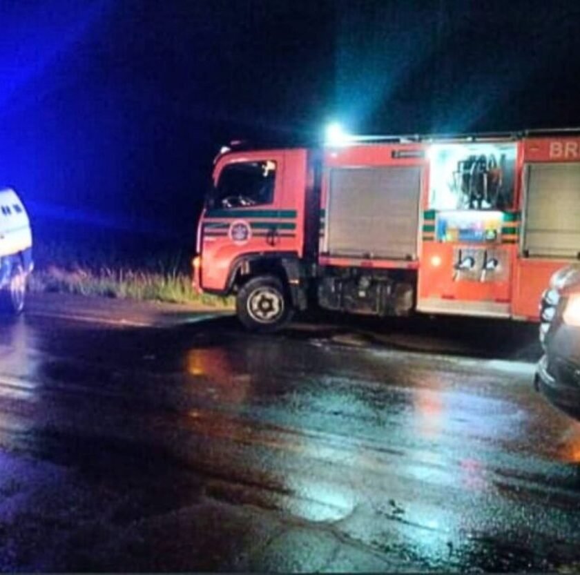 Quatro pessoas ficam feridas em colisão na BR-356 em Itabirito