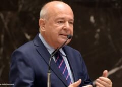 UFOP homenageia Angelo Oswaldo com título de Doutor Honoris Causa