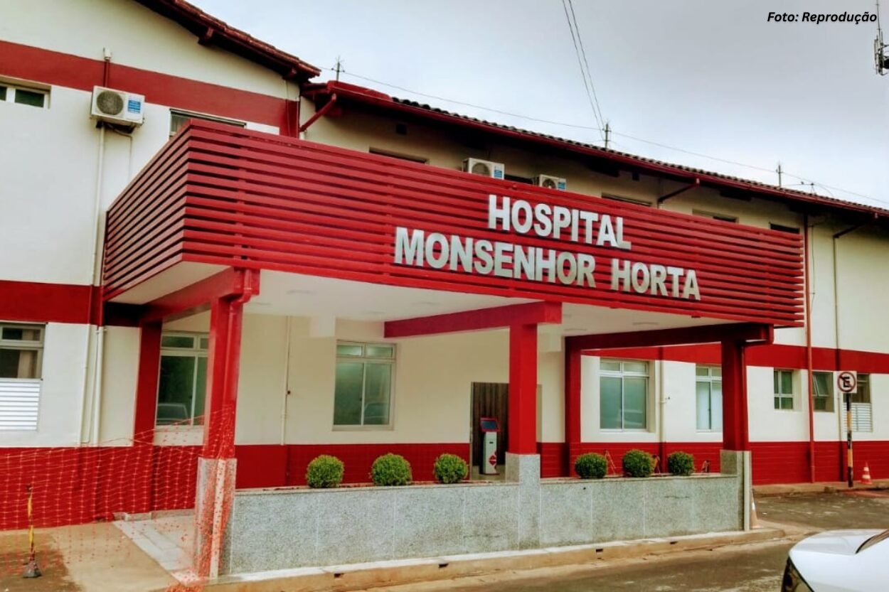 Mariana firma contrato para realizar cirurgias no Hospital Monsenhor Horta