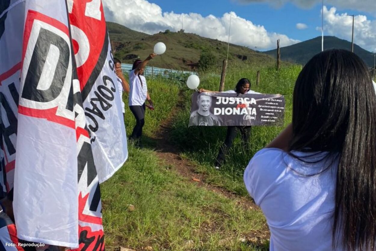 Passeata pede justiça por Dionata, jovem assassinado em Antônio Pereira