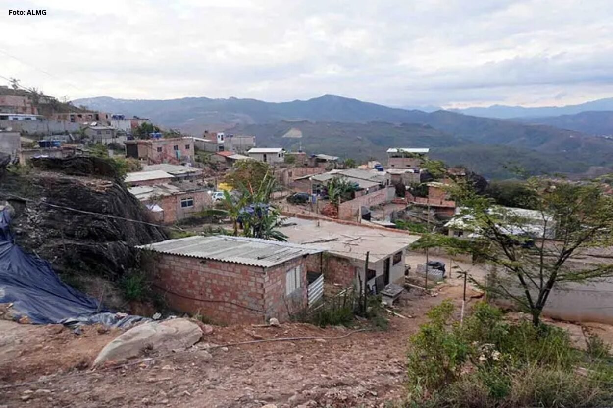 Câmara de Mariana aprova sanções para ocupações irregulares