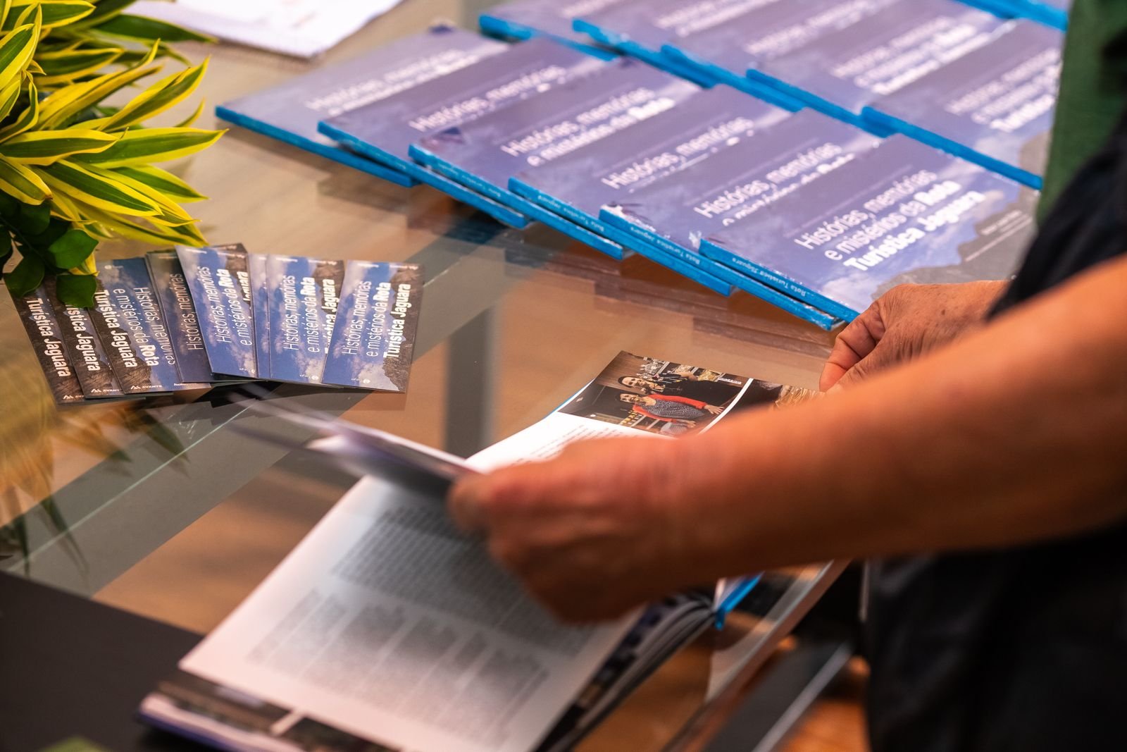 Livro sobre a Rota Turística Jaguara é lançado em Acuruí