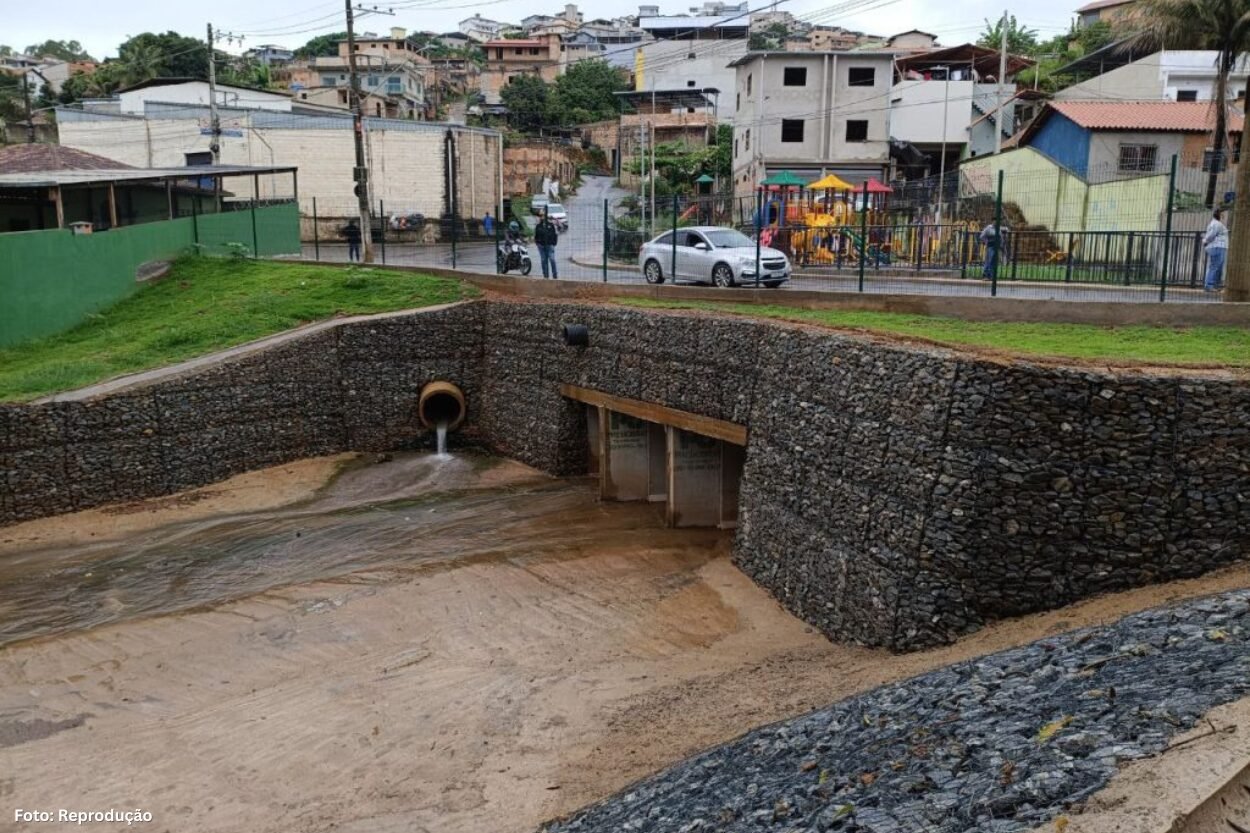 Bacia de contenção promete reduzir alagamentos em Mariana