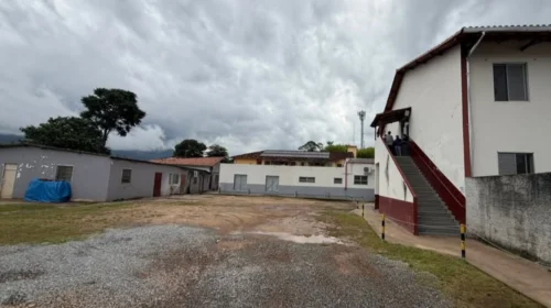 Prefeito assina ordem de serviço para construção de 10 leitos de UTI em Mariana