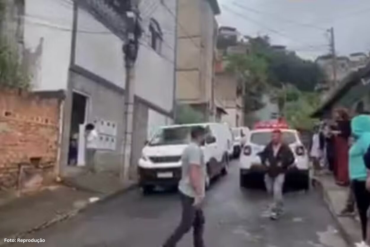 Cinco pessoas são encontradas mortas em residência de Minas
