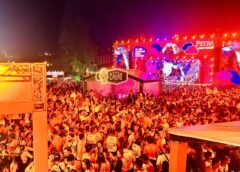 Dennis DJ arrasta multidão nos 50 anos do Bloco do Caixão