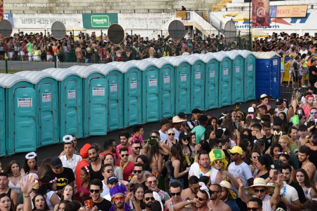BH lidera ranking nacional de banheiros químicos no Carnaval 2026