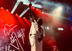 Djonga faz show histórico e lota o Largo do Cinema no Carnaval de Ouro Preto