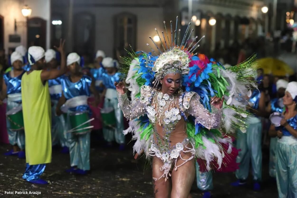 Acadêmicos de São Cristóvão é tricampeã do Carnaval de Ouro Preto