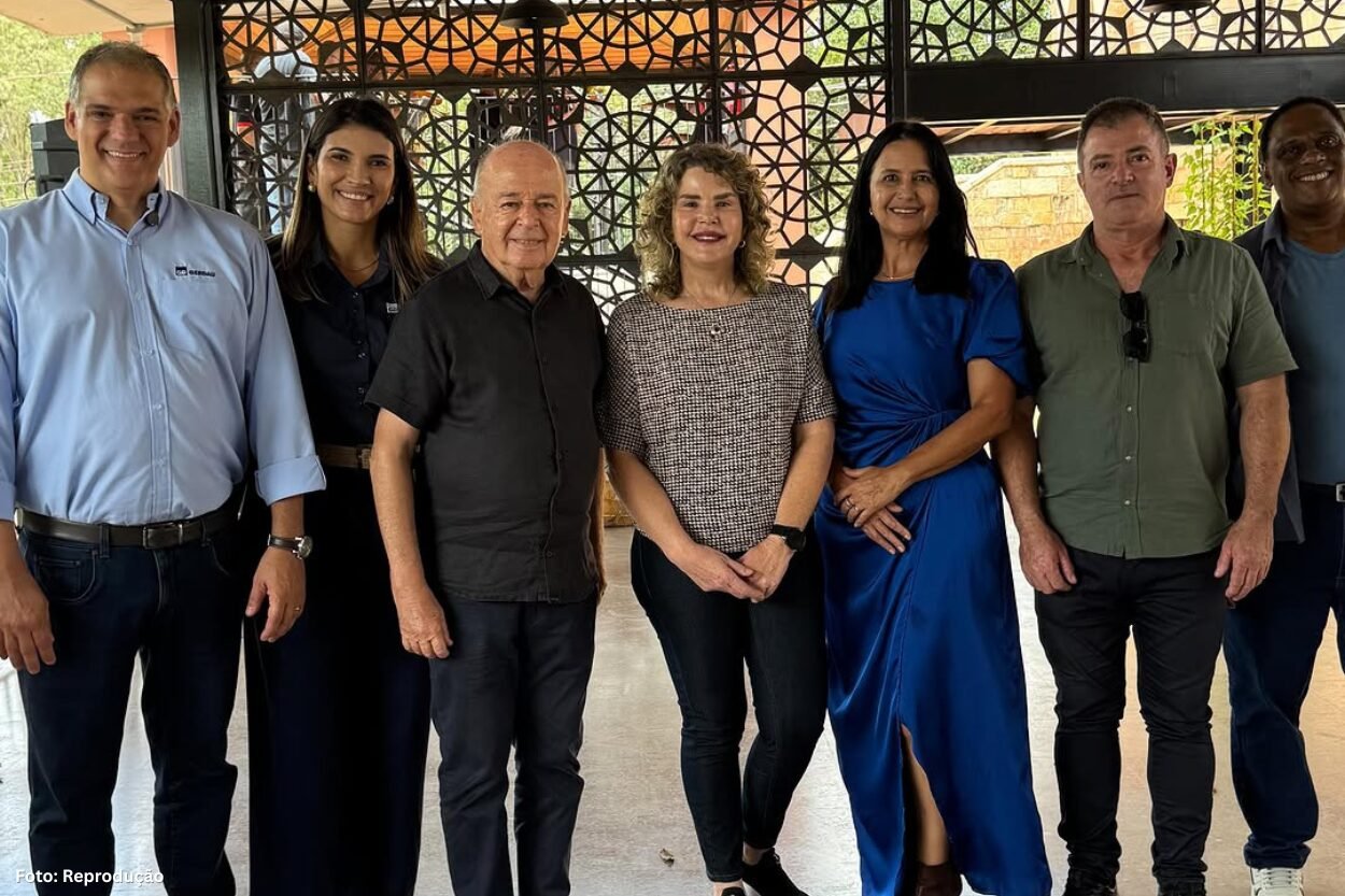 Centro de Convivência é entregue à comunidade em Miguel Burnier