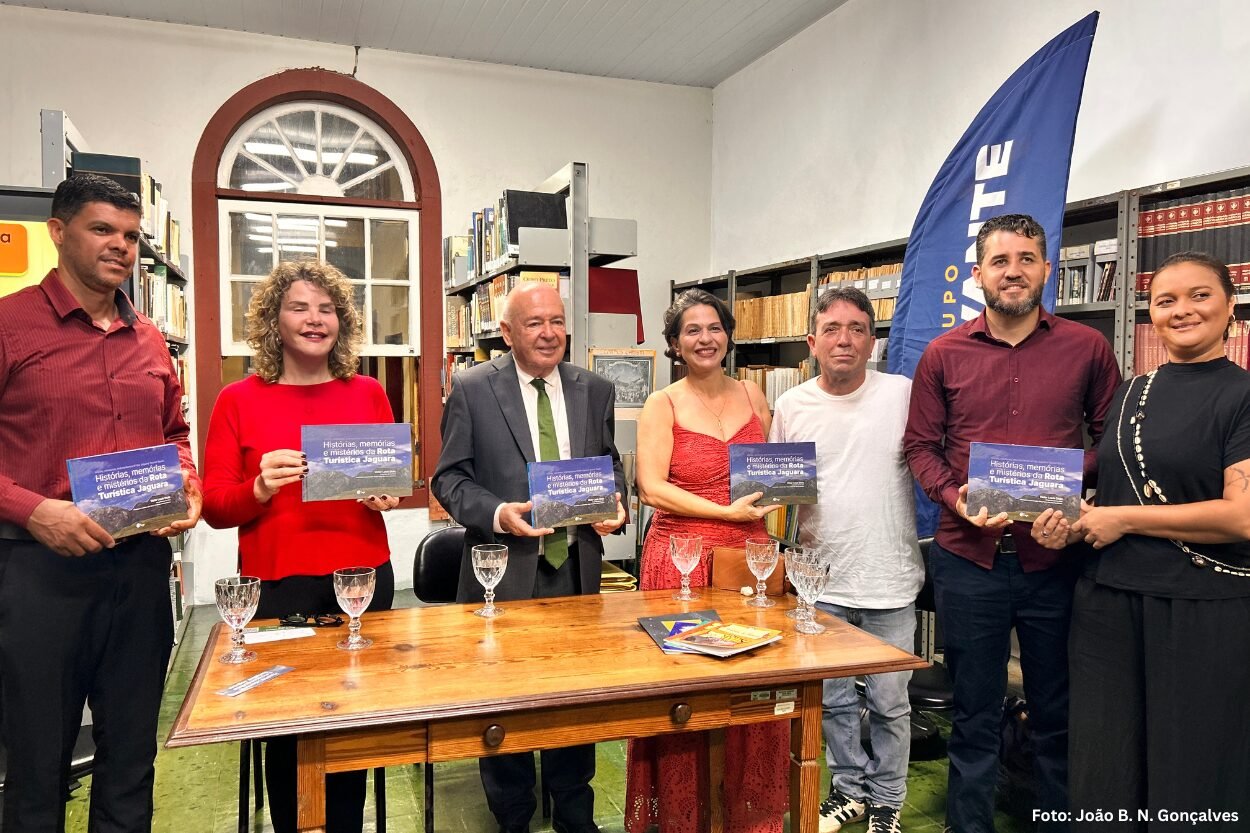 Livro sobre Rota Jaguara é lançado na Biblioteca de Ouro Preto