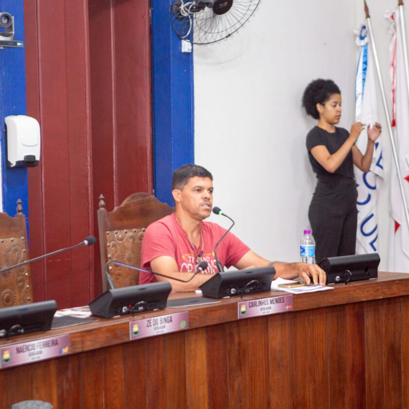 Vereador solicita reconstrução de muro que cedeu há mais de 10 anos na Rua Rodrigo Toffolo