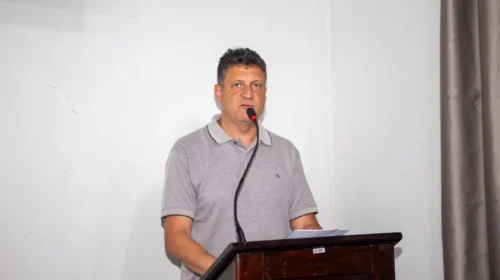 Renato Zoroastro cobra explicações sobre fila de crianças de Ouro Preto para atendimento no Centro de Reabilitação