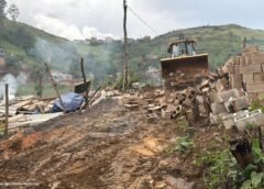 Prefeito explica demolição de construções em área pública no bairro São Cristóvão, em Mariana