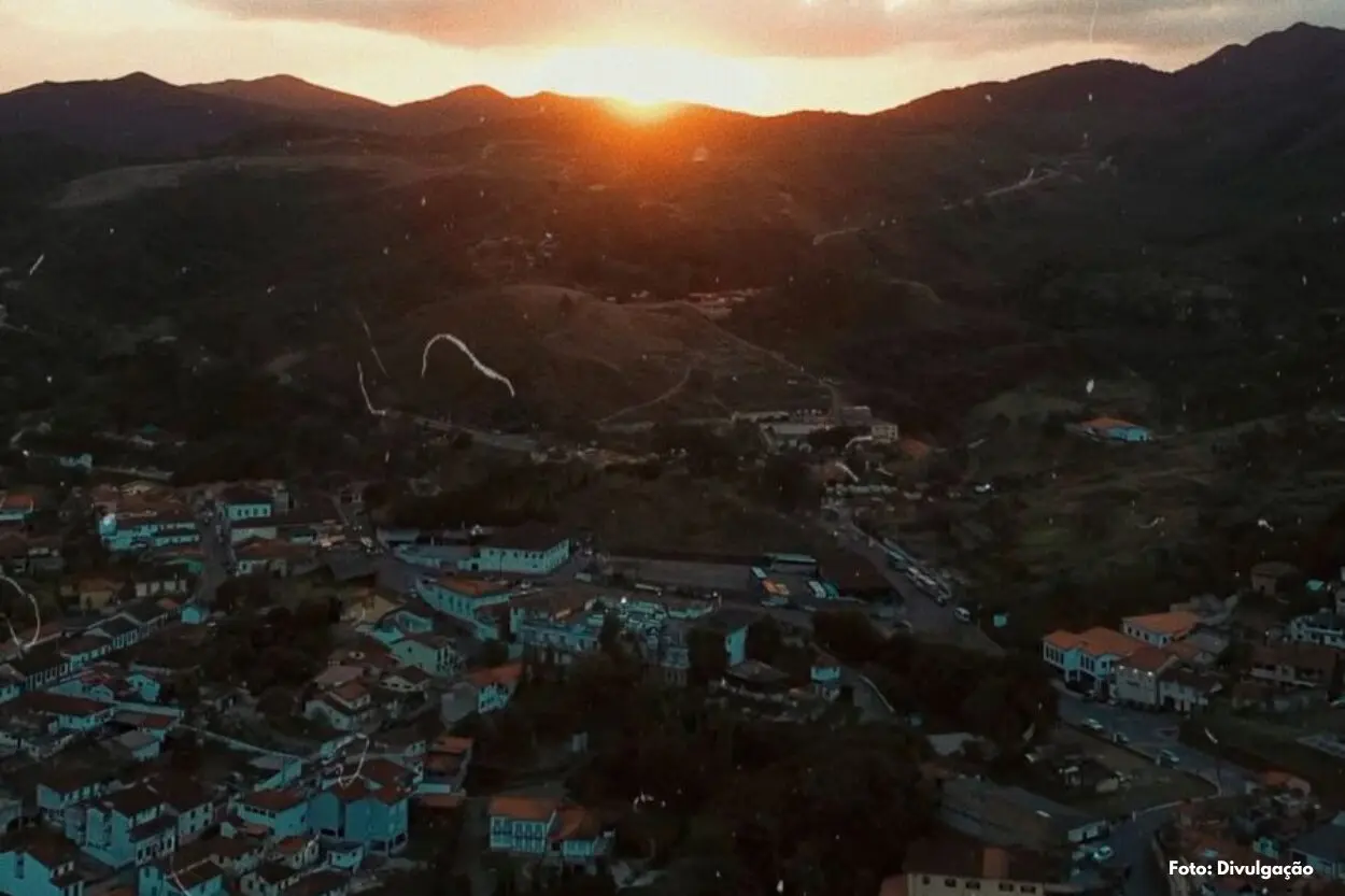 Projeto “Drone Vila Rica” aposta em imagens aéreas para valorizar turismo em Ouro Preto