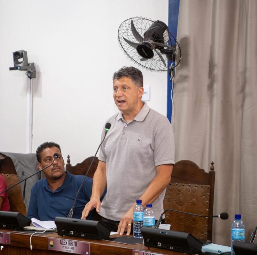 Renato Zoroastro cobra informações sobre inclusão e kits adaptados na rede municipal de ensino