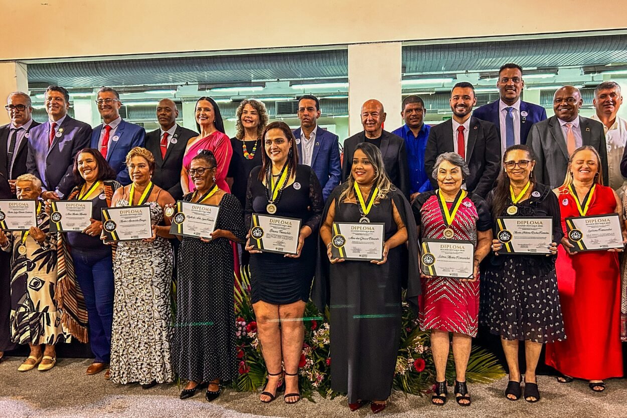 Câmara de Ouro Preto homenageia 14 mulheres com a Medalha Mulher Destaque