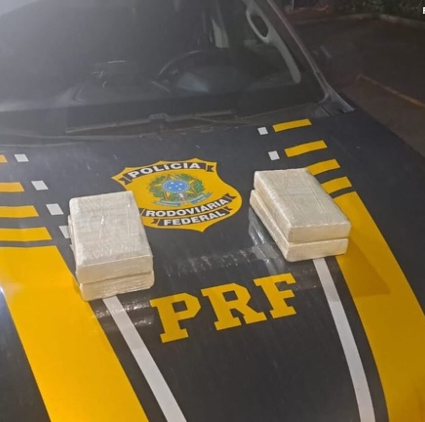 PRF apreende 4 kg de cocaína de alta pureza na BR-040, em Conselheiro Lafaiete